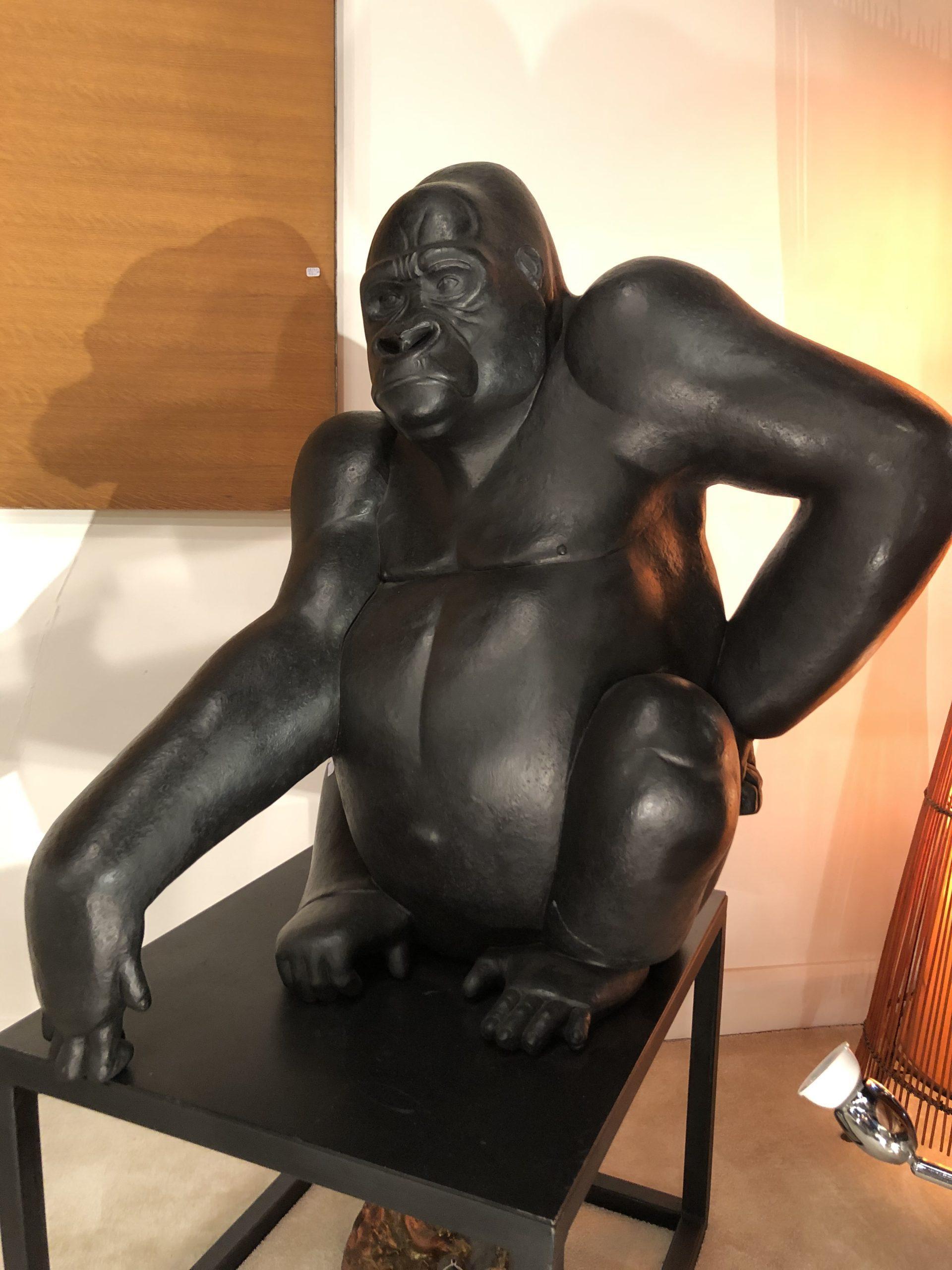 Sculpture en bronze de Gorille des montagnes